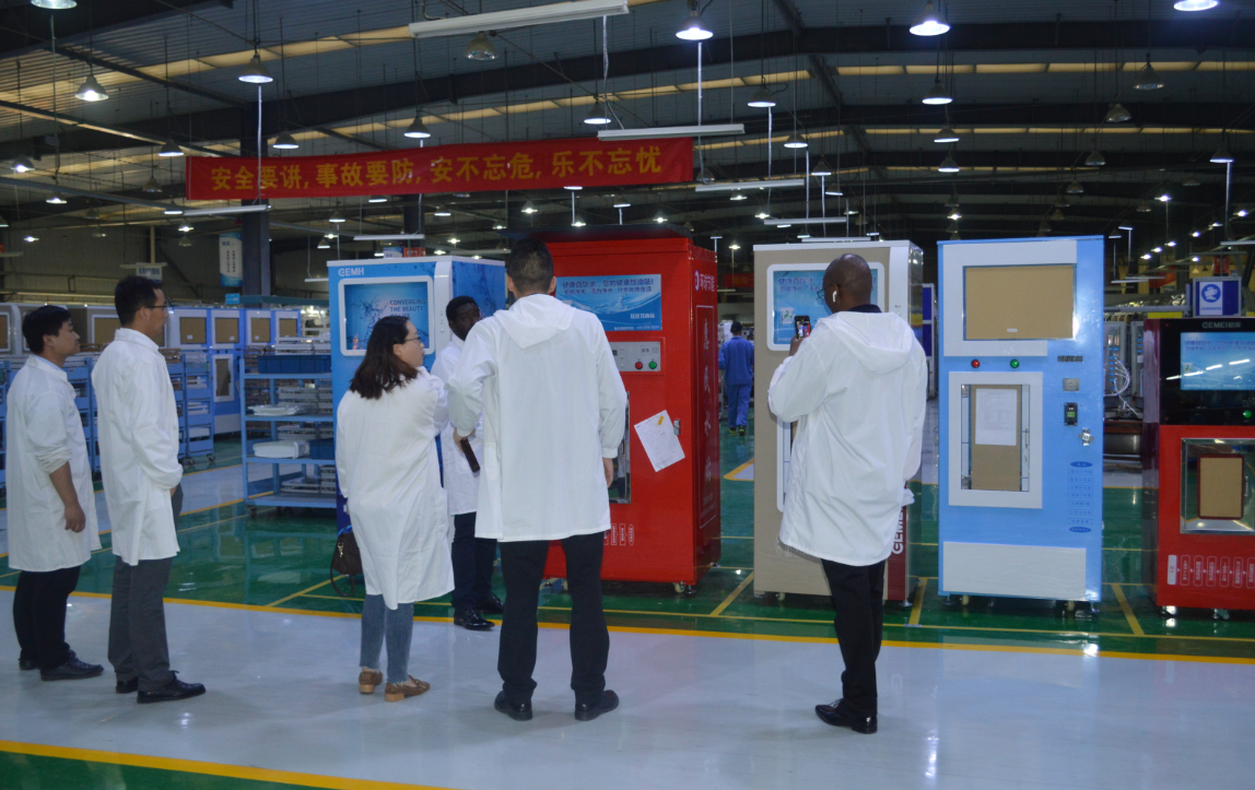 Indian customers came to our factory on August 6 to inspect